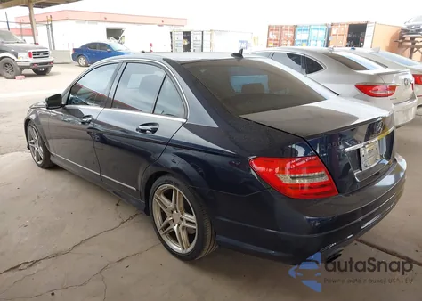 2013 Mercedes-Benz C 250 Sport from USA, damaged, VIN WDDGF4HB2DR276116